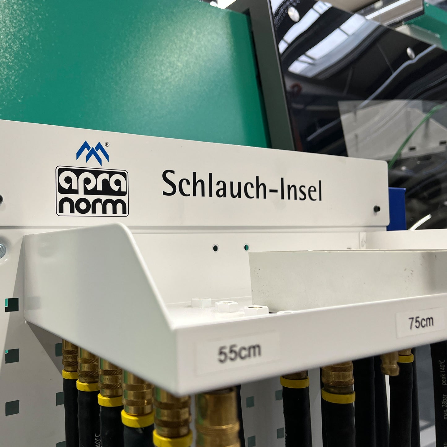 apra-lean Schlauchinsel mit individueller Beschriftung