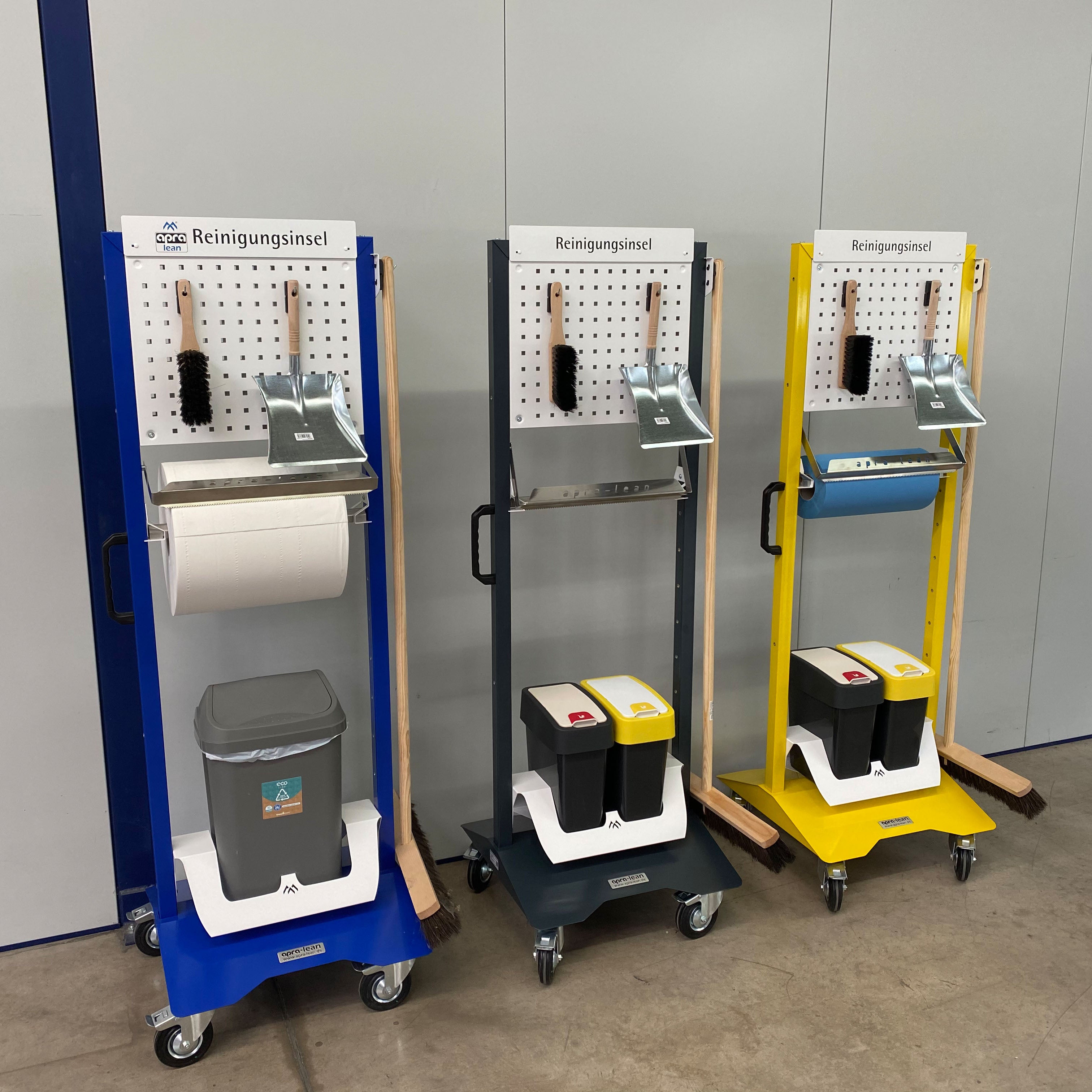 Das Grundgestell von apra lean ist in verschiedenen Farben erhältlich  und lässt sich mit weiteren Zubehörteilen ergänzen.