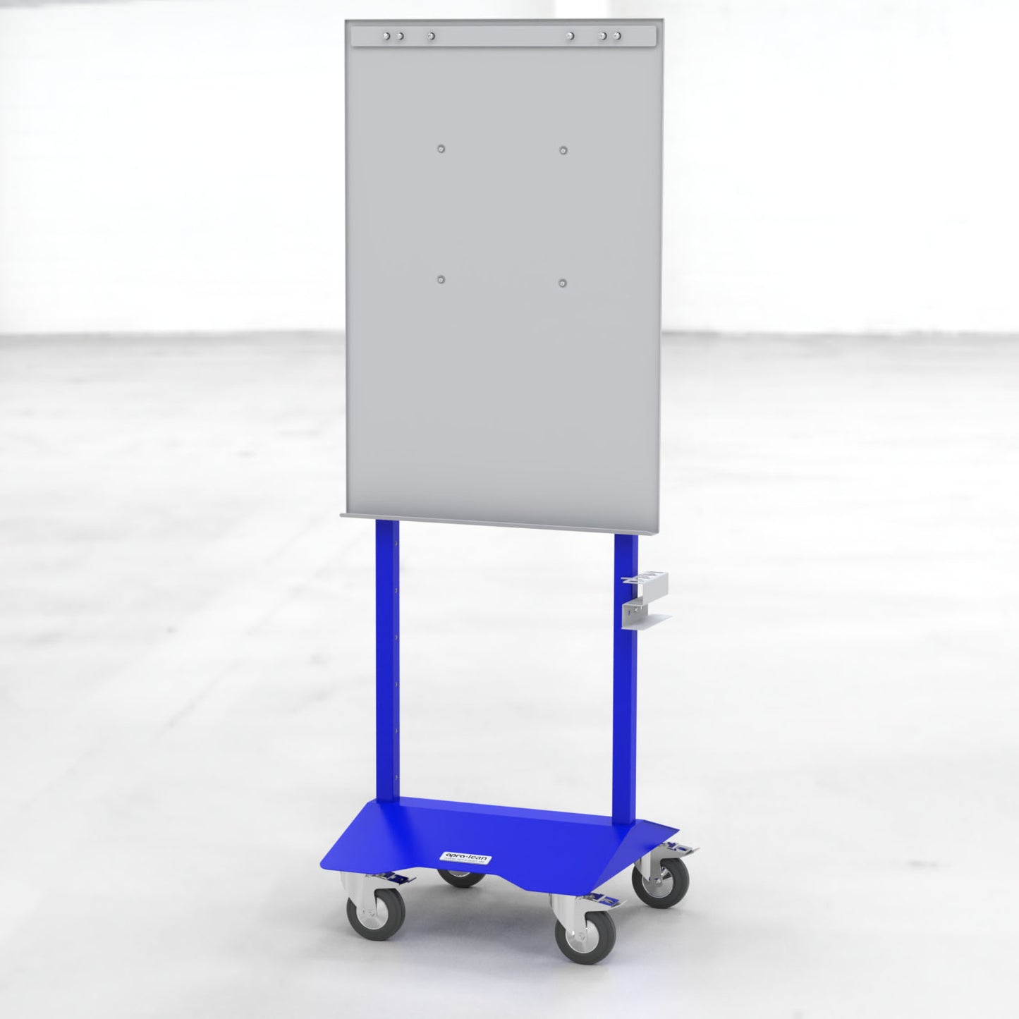 Flipchart von apra lean in der Farbe blau mit einer Tafel zur Befestigung von Flipchartpapier und einem Stiftehalter